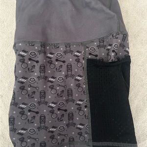 Doughnuts and deadlift shorts